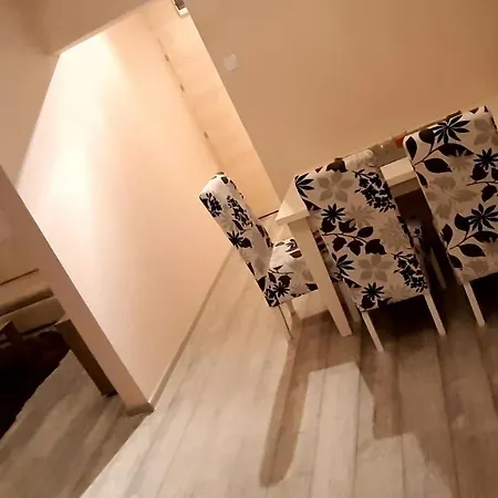 Lux Apartman Čačak Екстериор снимка